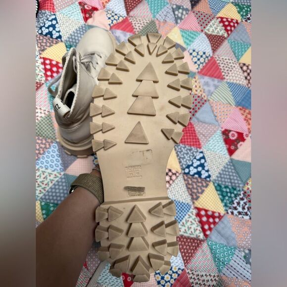 Schultz Beige Lace-Up Ankle Boots Size 9 women - Picture 6 of 6